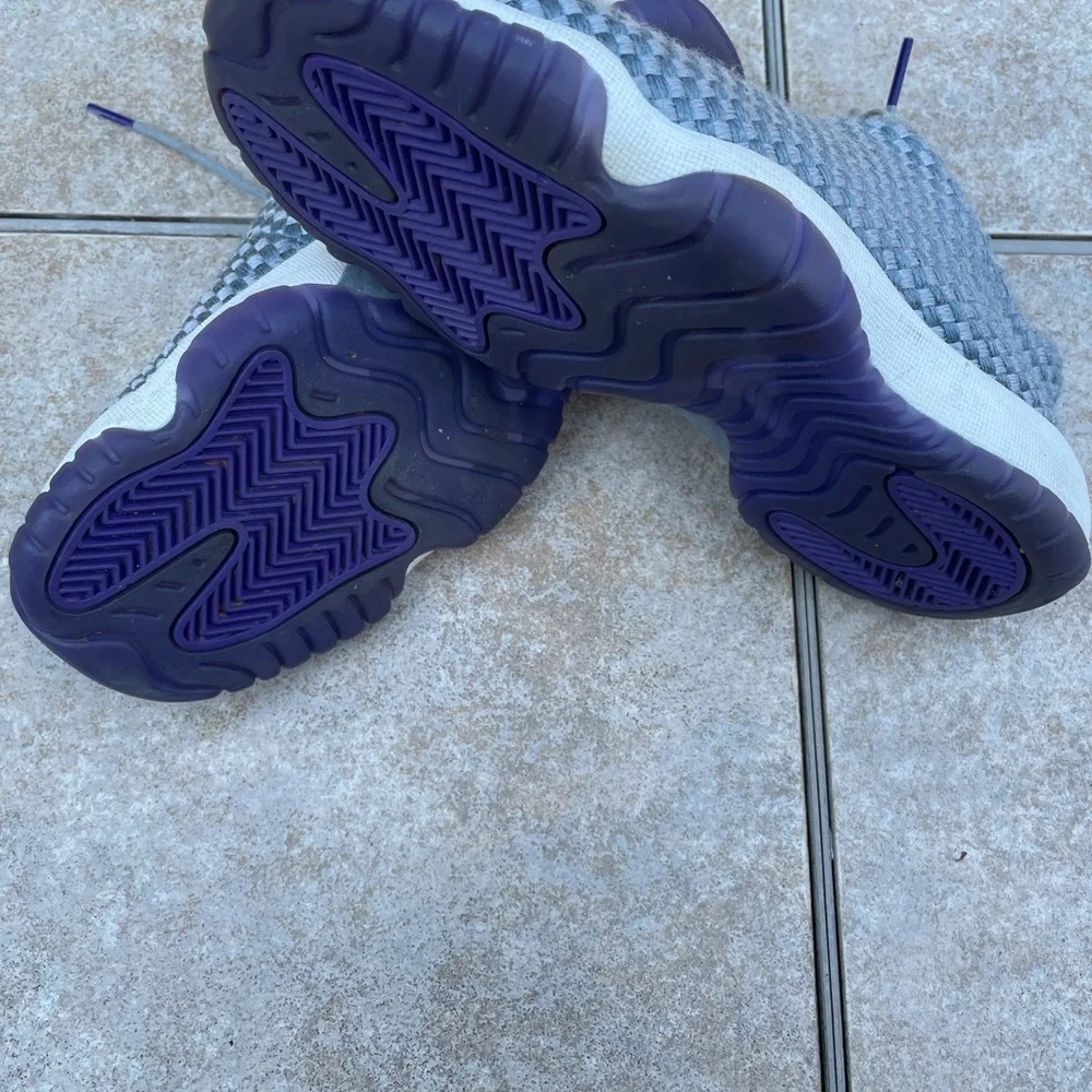 Jordan Future Low GS Wolf Grey